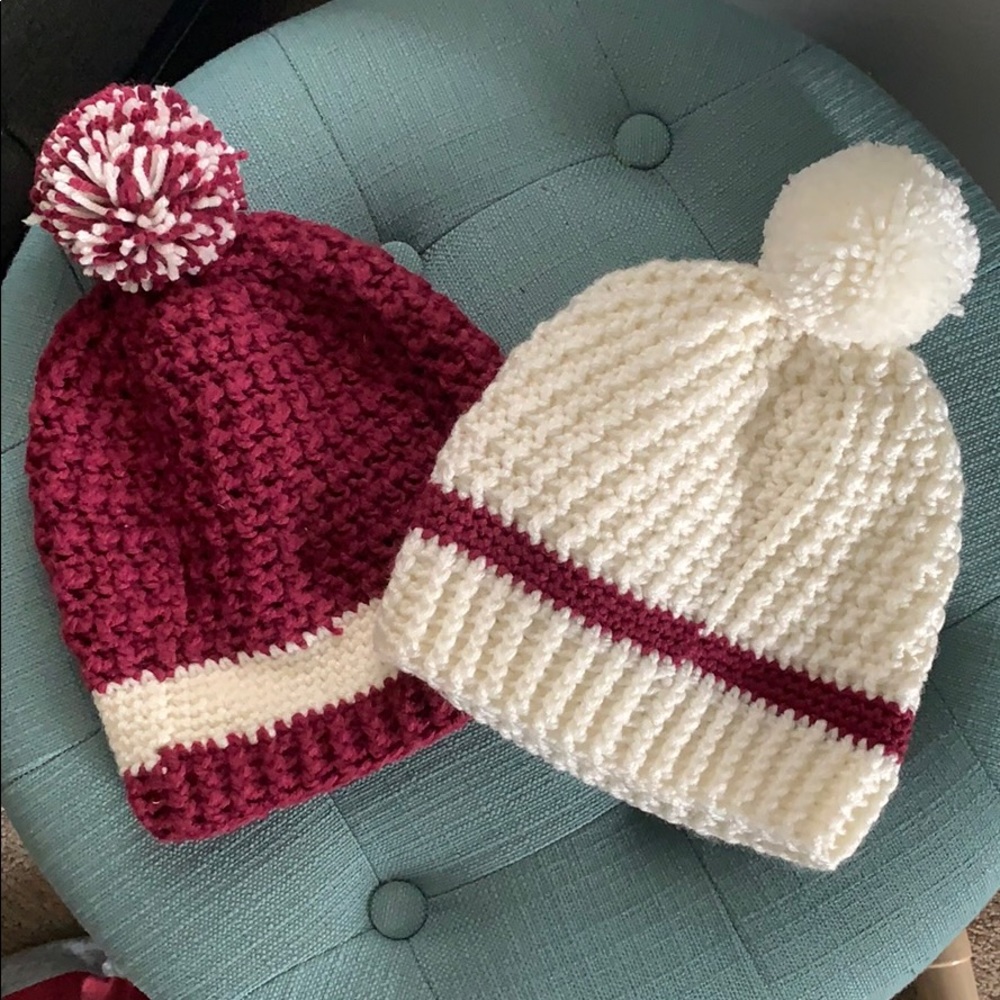 2 pom beanies
